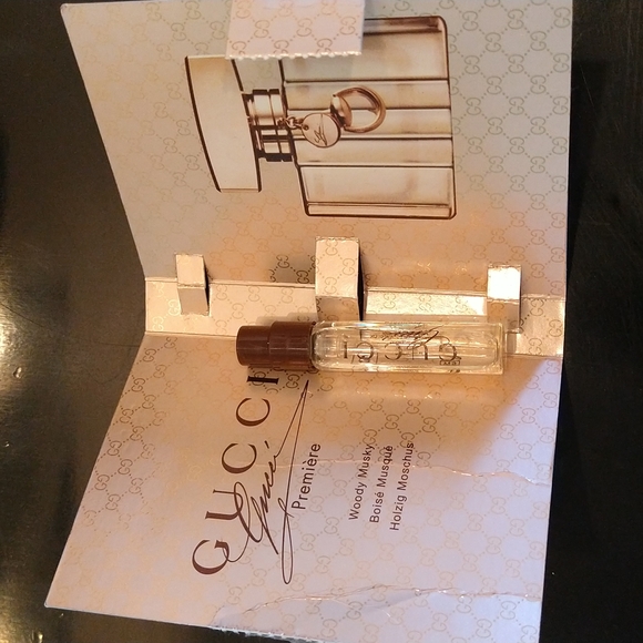 Gucci Premiere Eau de Parfum - Picture 2 of 3